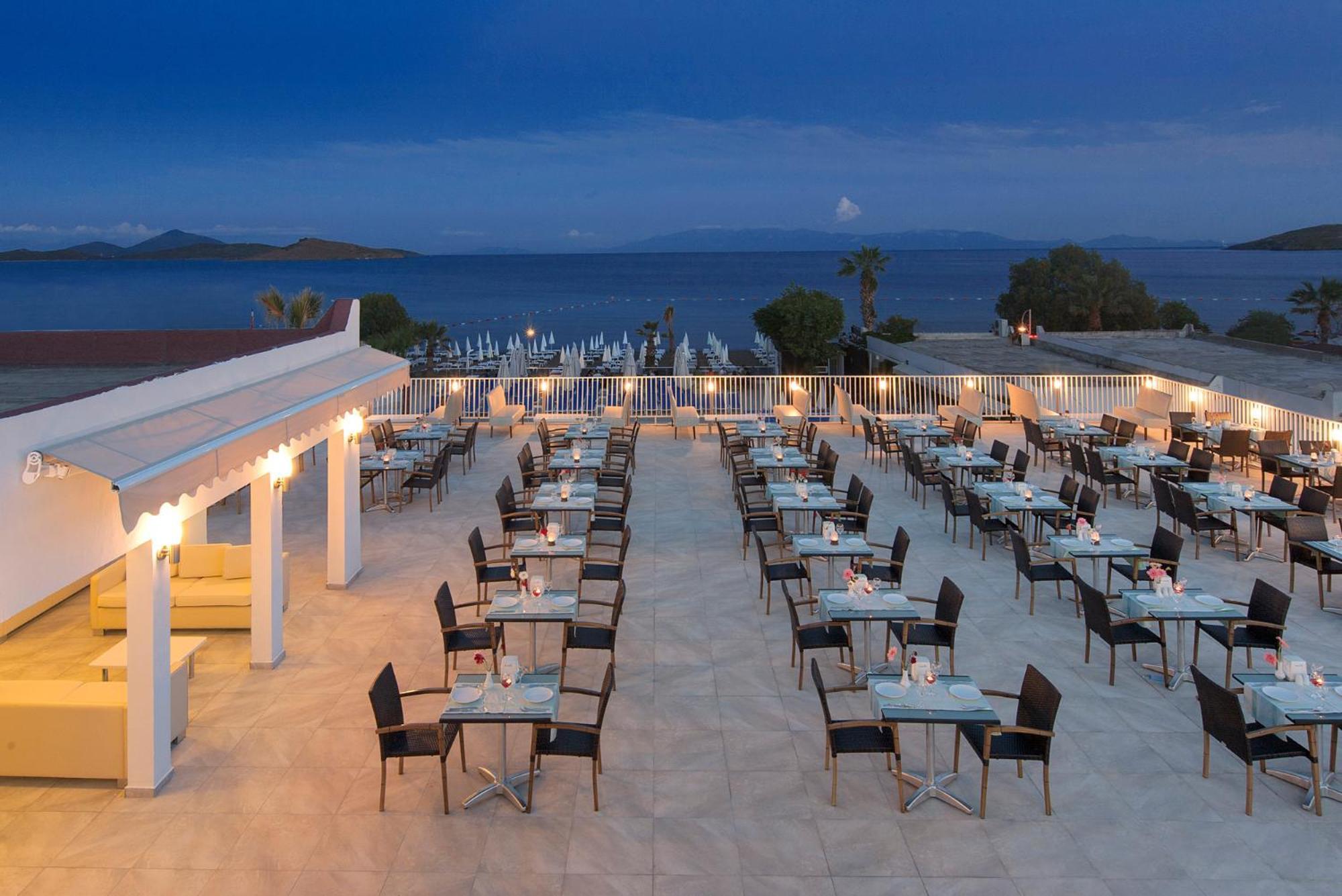 Petunya Beach Resort Ortakent Ngoại thất bức ảnh