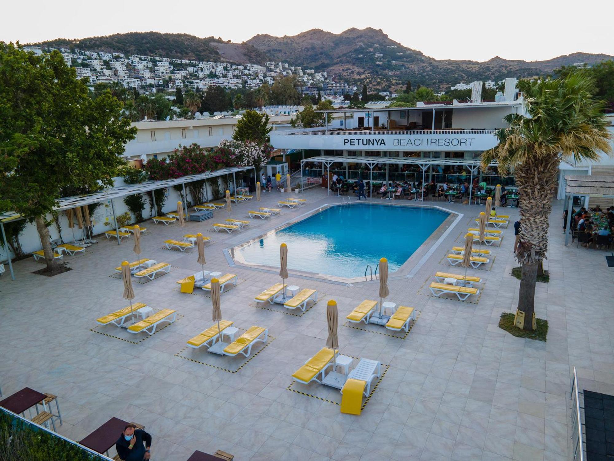 Petunya Beach Resort Ortakent Ngoại thất bức ảnh