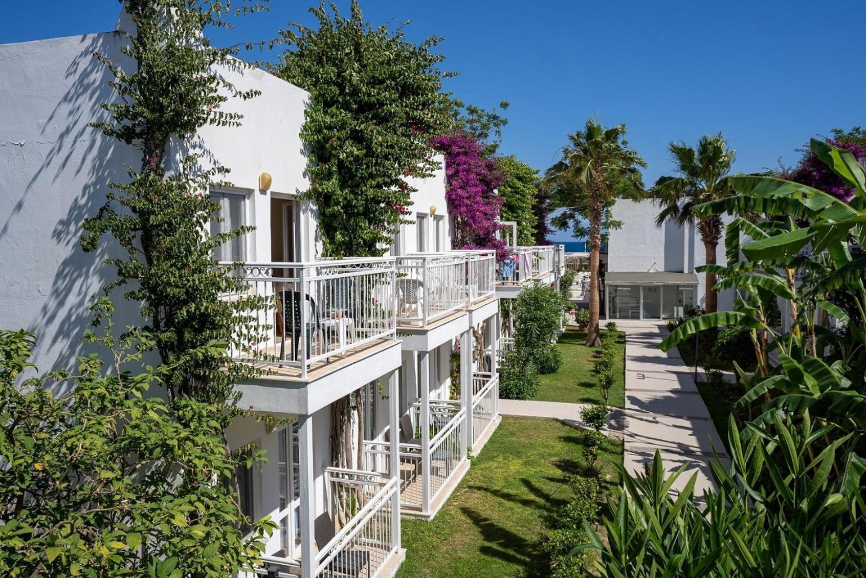 Petunya Beach Resort Ortakent Ngoại thất bức ảnh